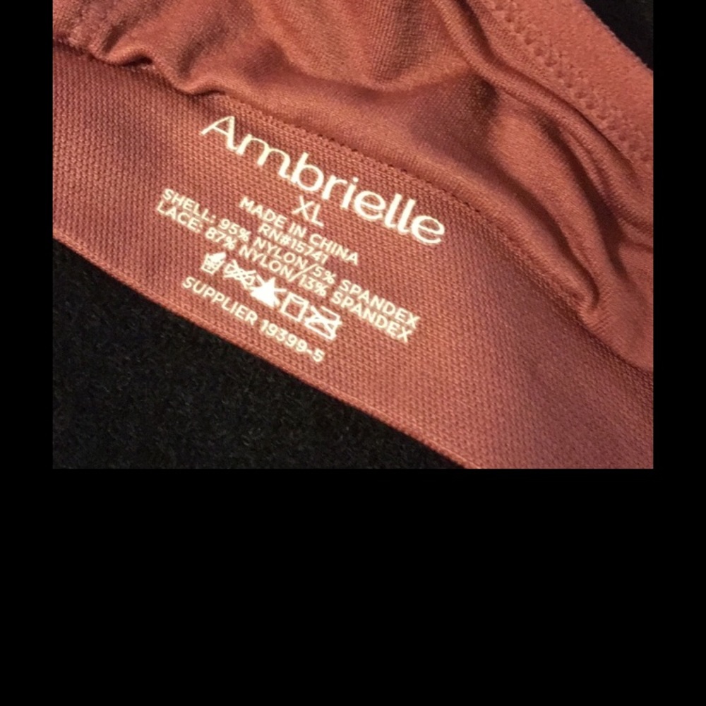 Bra XL - Picture 2 of 3